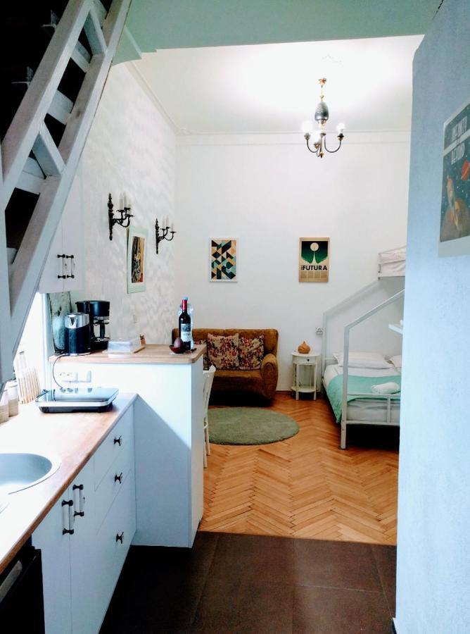 Old Town Studio With Picture Perfect Terrace ! Tbilisi Exterior photo